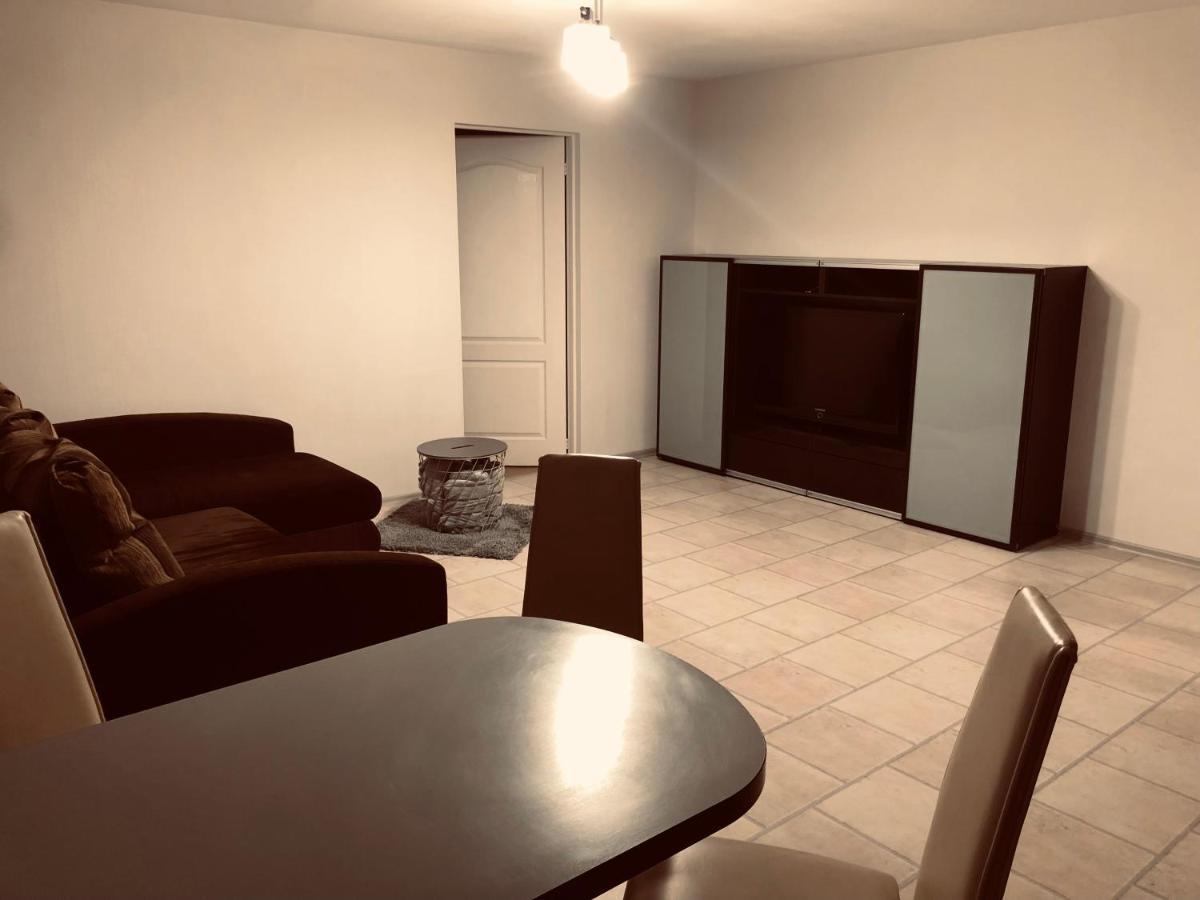 Smart Stay Apartment Валмиера Экстерьер фото